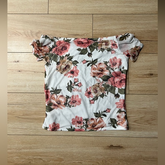 G by GUESS - Off-The-Shoulder Romantic Cottagecore Floral Mesh Top - Picture 4 of 5